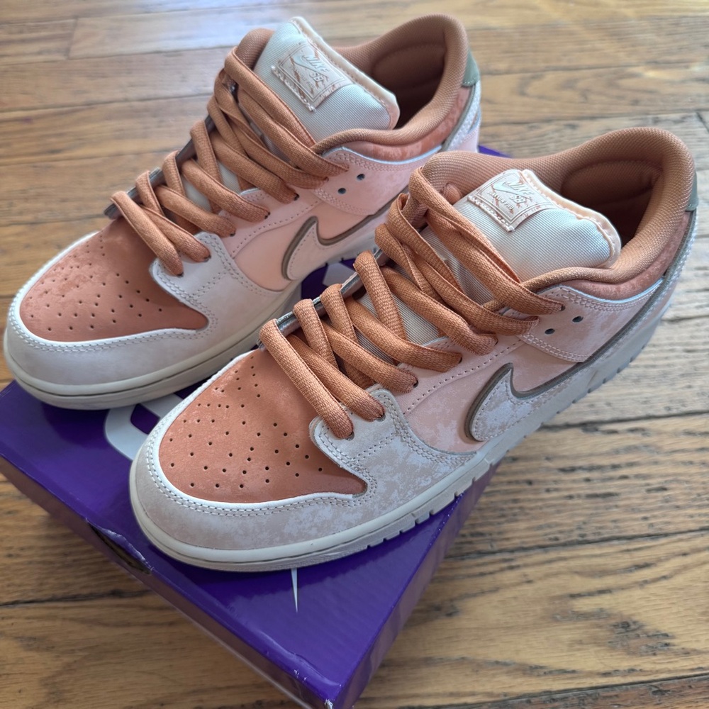 Nike SB Dunk Low Trocadero Gardens
